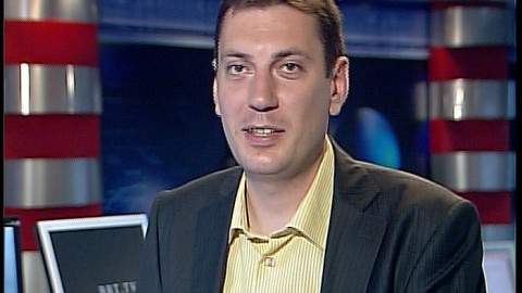 Иво Андреев стои без работа, жена му го командва 