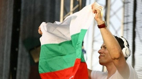 DJ Tiesto спомена България в интервю за CNN!