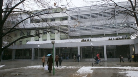 Чудовищно! Виж какво причини тази майка на бебето си!