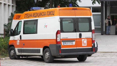 Варненец си драсна клечката пред Общината