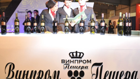 Български алкохол на световно изложение в Сингапур!
