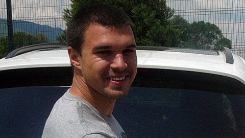Валери зарязва Алисия и Николета, мести се в Латинска Америка