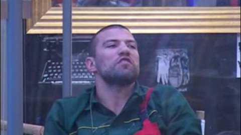 Тервел хлътна до уши, прави серенада на Лияна