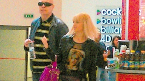 Слави вече е готов за бебе
