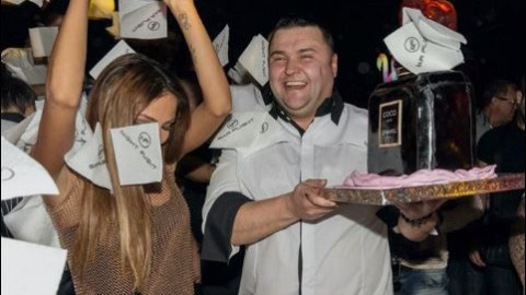 Николета се изложи на рождения си ден