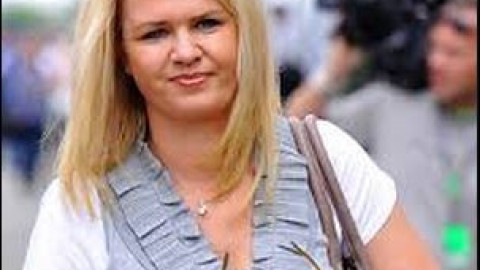 Корина Шумахер се върна към живота (Отново сияе)