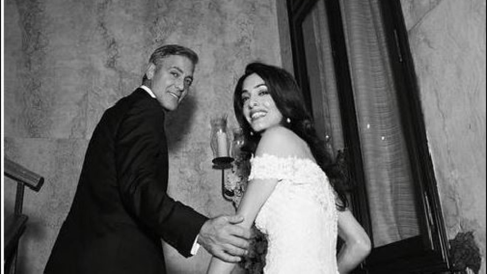  Джордж Клуни и Амал — изтекоха неизвестни снимки от сватбата им