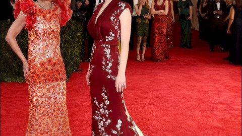 Дързост и красота на Met Gala (Вижте модния парад на звездите)