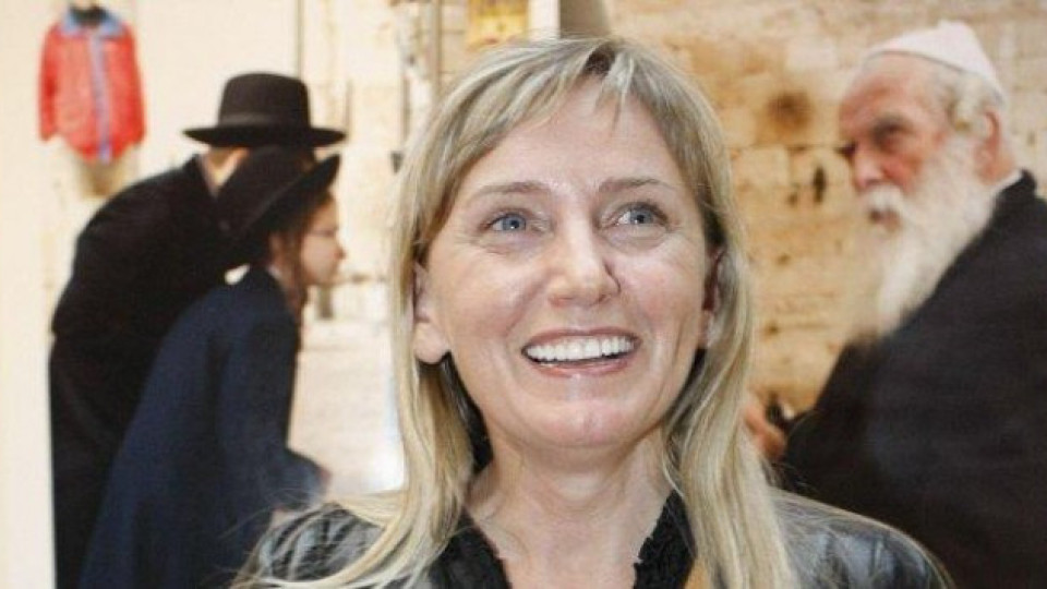 Елена Йончева дочака своето чудо на 52! (Виж кой е щастливият татко)