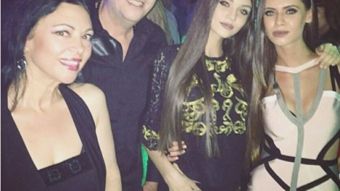Куини Алис и родата се изнесоха при Арабаджиеви (Стягат сватба?)