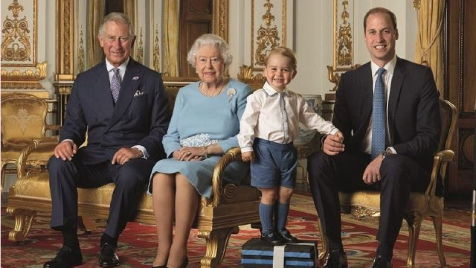 Англия празнува: Кралица Елизабет на 90! (Снимки от тържествата)