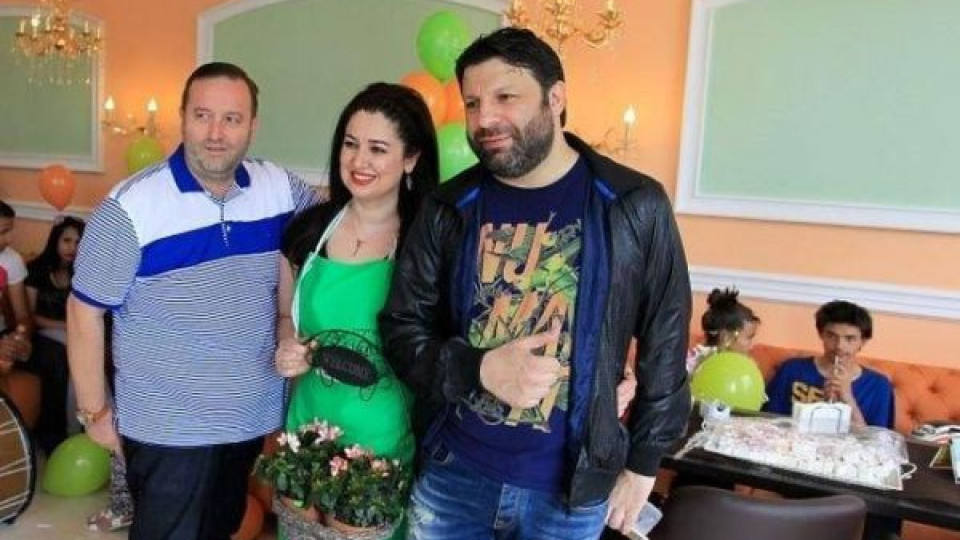 Тони Стораро вдига сватба, достойна да засенчи бала на Фики
