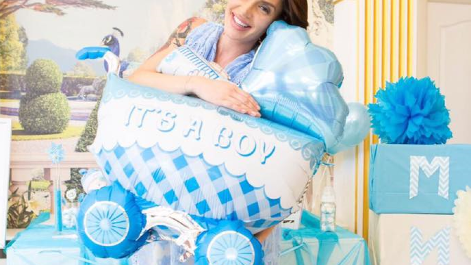 Златка Димитрова с приказно "baby shower" парти за бъдещото бебе (Снимки)