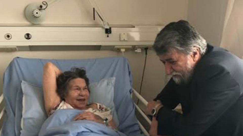 Стоянка Мутафова: Мислех ,че съм умряла, ама не съм!  (Кога се връща на сцената?)