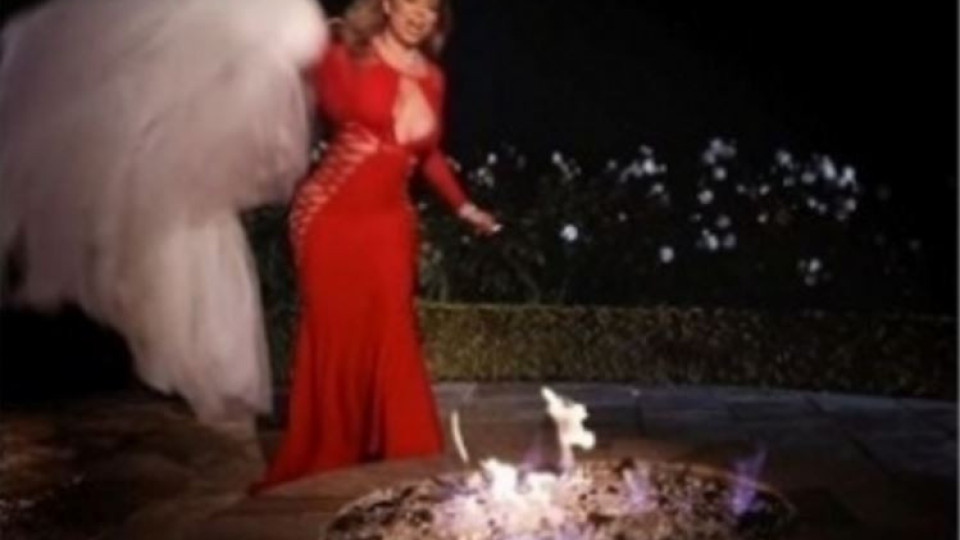 Марая Кери се побърка след отложената сватба: Изгори сватбената рокля за четвърт милион!