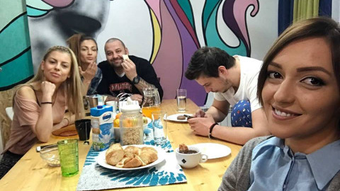 "София ден и нощ": Квартирата пак е бойно поле, едва връзка е пред разпад