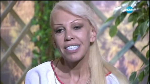 Изплува мръсната истина за Луна: Ето каква е всъщност певицата!