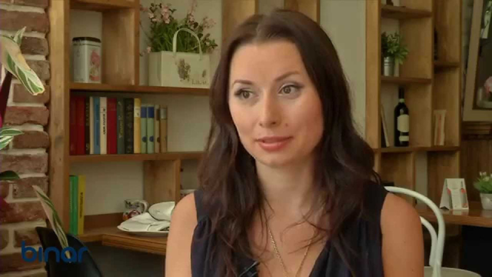 Финансова пирамида ограби Наталия Кобилкина: Карала само на чай и евтини бисквити! (Подробности)