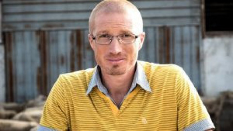 Какво става с Венета Райкова: Виж как безсрамно се предложи на топ фермер?