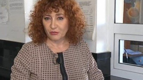 Валя Ахчиева върти любов с шофьор от БНТ!(Жененият мачо е с 15 години по-млад+подробности)