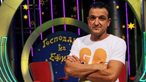 Зуека закъса със здравето: Васил Василев хукна по лечители!