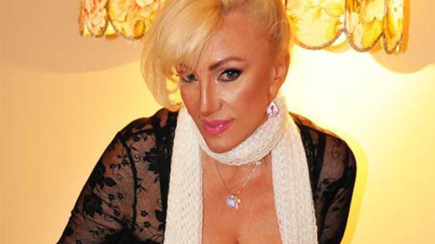 Сашка Васева разтревожена (Вижте какво мъчи певицата)