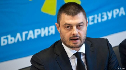 Николай Бареков скочи на пловдивския кмет: Виж как разобличи Мамин Ваньо!