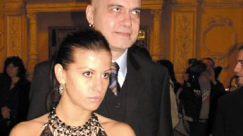 Маги на Слави Трифонов разкри неподозирани истини: Виж какво призна бившата на шоумена!