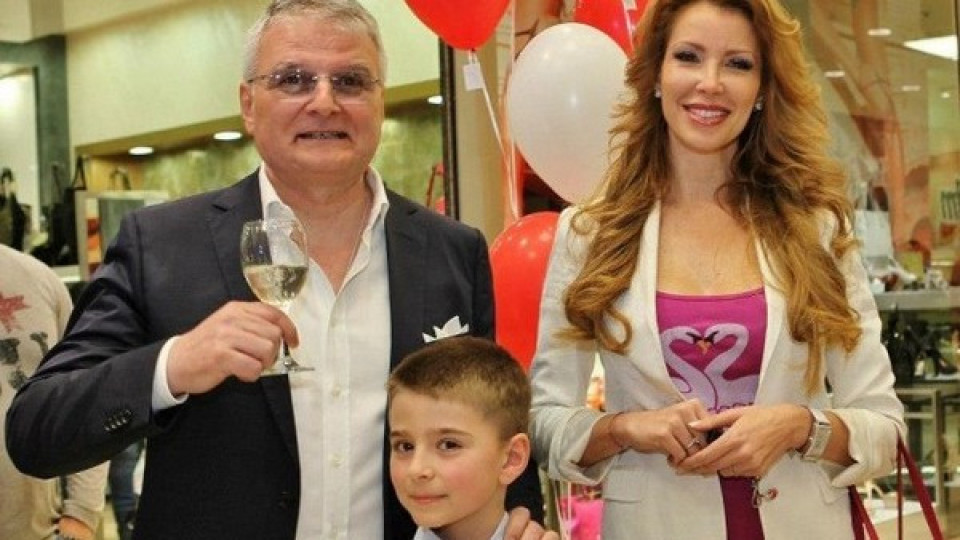 Ирен Онтева чукна 43 в компанията на Ицо Стоте манекенки