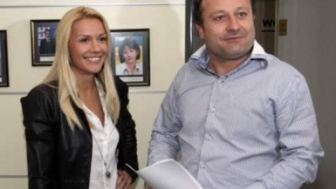 Царски дар: Димитър Рачков подари тузарска вила на Мария в Гърция (Виж колко брои за нея)