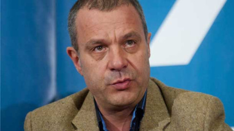 Емил Кошлуков изригна срещу Азис и Цветана Манева: Виж как се изгаври!