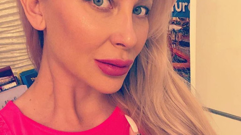 Антония Петрова се отказа от нещо емблематично за нея заради майчинството (Вижте тук)