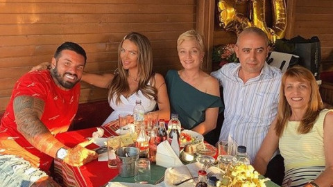 Благо Георгиев уважи тъща си за юбилея!(Виж какви мили очи прави)