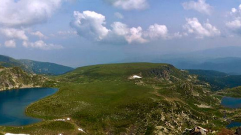 "Environmentalists" run a hotel in a protected area