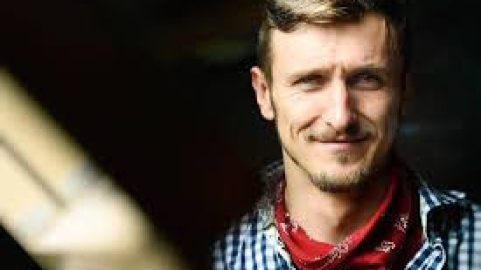 Димо Алексиев чисти плажове