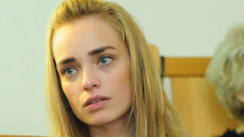 Ирена Милянкова се развежда (Многодетната майка съсипана от случващото се)