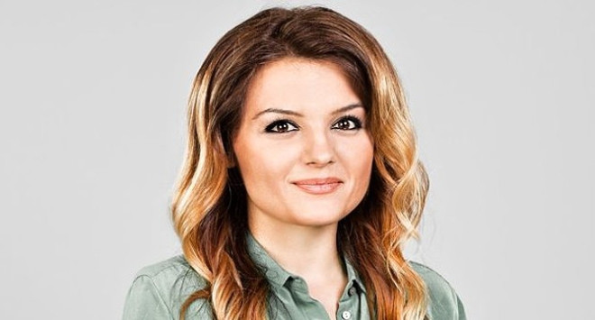Истината за заетия тв стол на Петя Дикова