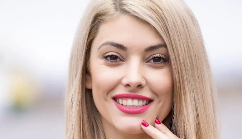 Възходът на Ева Веселинова