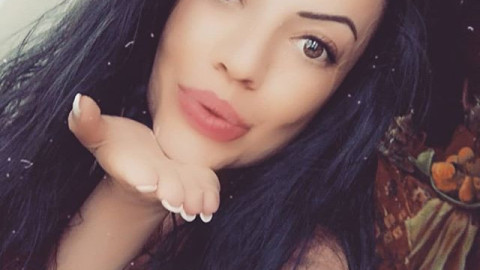 Славея Сиракова показа бебето (Вижте малката принцеса)