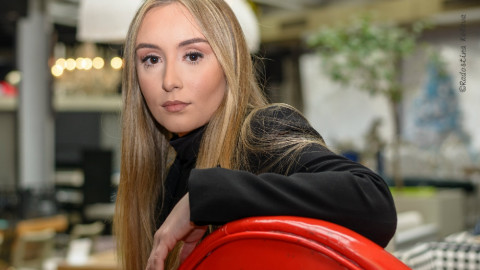 Дара Екимова лудо влюбена в чистач!(Още разкрития за връзката й)