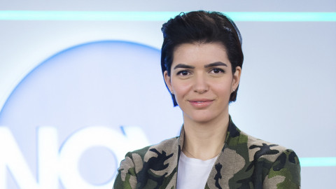 Ива Софиянска чукна 33 години скромно!(Нехае за проблемите на свекър си)