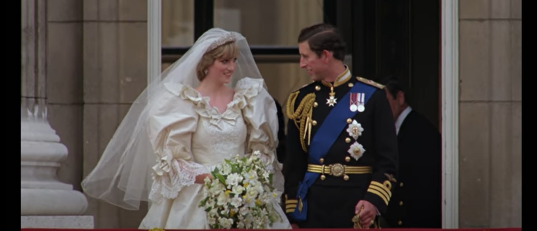Детайли от сватбената рокля на Даяна предвещали края на брака й с Чарлз сн. YouTube