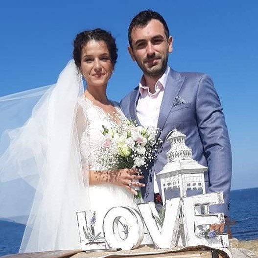 Алекс Кръстева се омъжи за втори път на морето