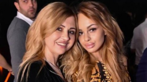 Сузанита прецака кариерата си