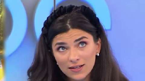 Издадоха я: Андреа Банда Банда се напила както смок на работа!