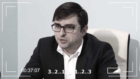 Новаторът Йордан Моллов, който заряза Уолстрийт, за да преподава у нас (Вижте историята му)