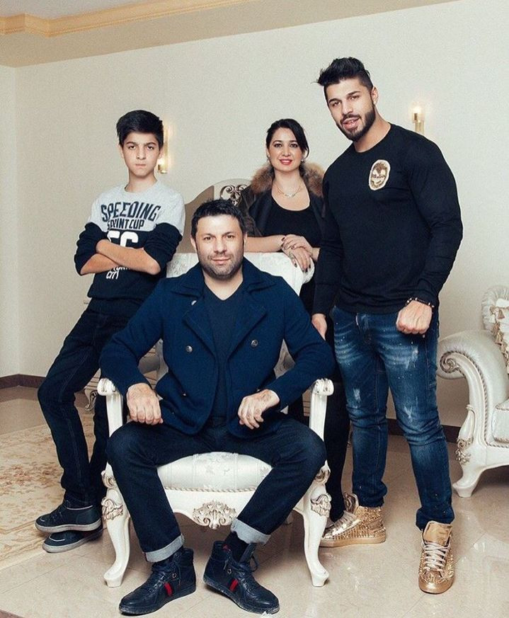 Тони Стораро