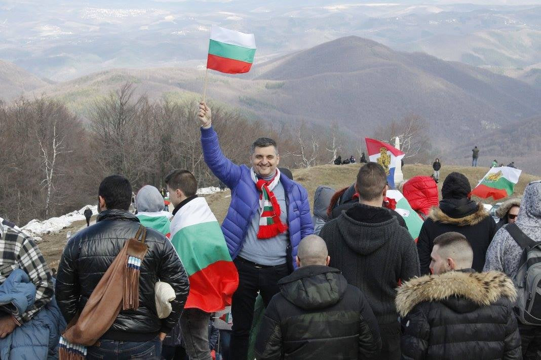 Кирил Добрев няма да се съобрази с властта и ще отиде на Шипка!