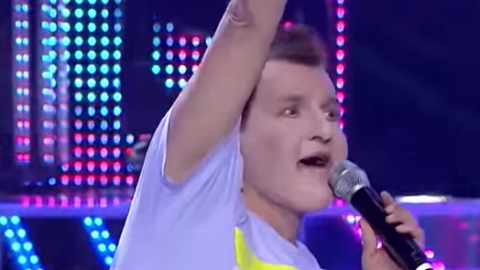 Къци Вапцаров предизвика фурор като Джорджано в "Като две капки вода" (Вижте тук)
