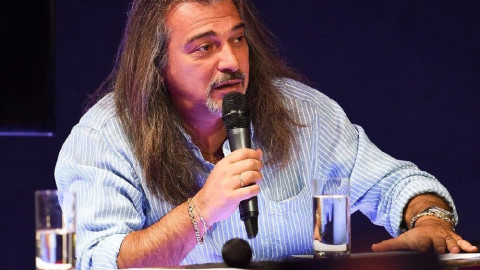Хубавец, та дрънка: Виж Маги Халваджиян преди 36 години!